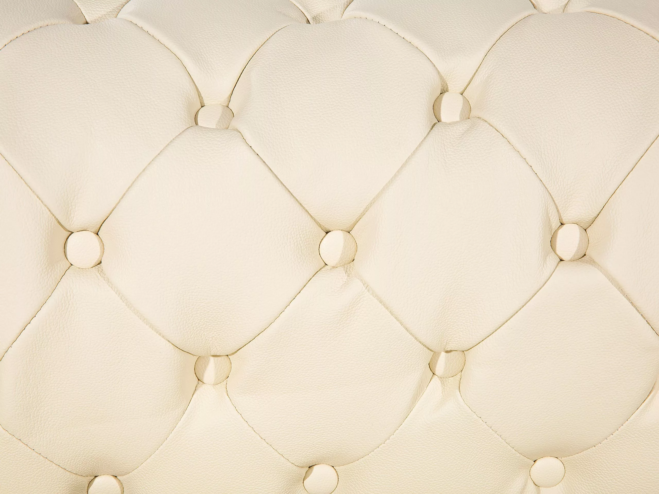 Beliani Sillón En Piel Color Crema CHESTERFIELD - Imagen 6