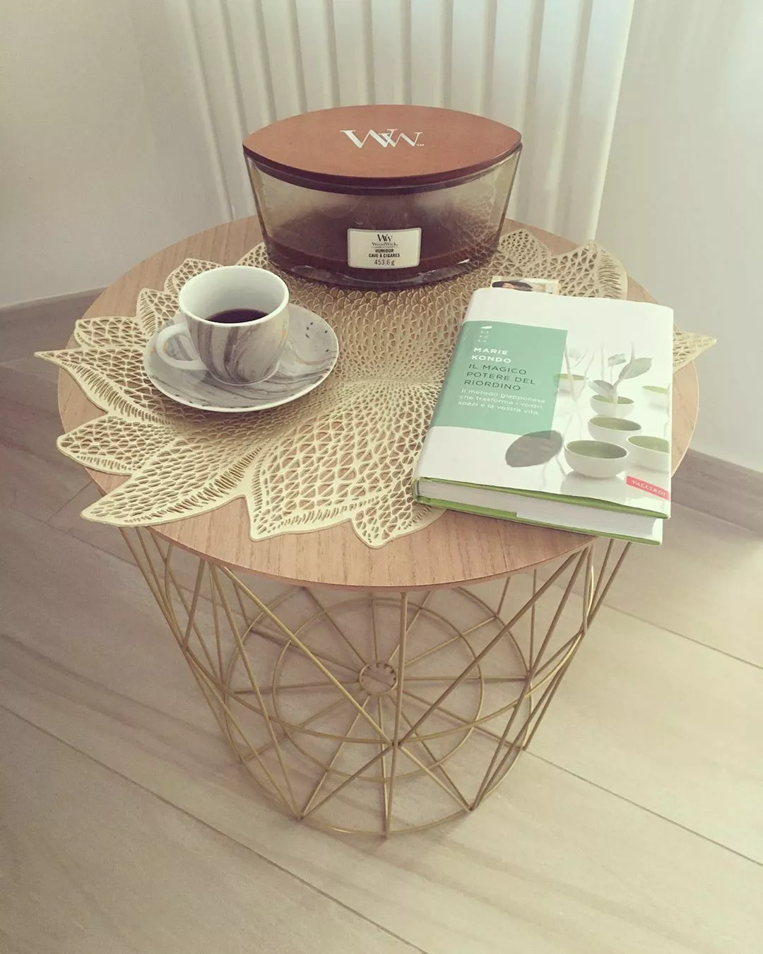 Beliani Mesa Auxiliar Dorado/madera Clara ⌀ 40 Cm LANARK - Imagen 3