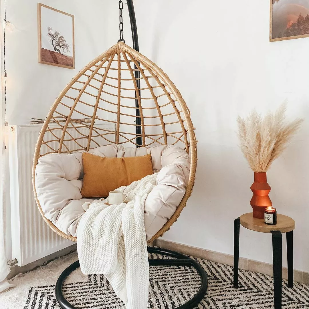 Beliani Silla Colgante Con Soporte De Ratán Beige/natural/negro ARSITA 6 Beliani Silla Colgante Con Soporte De Ratán Beige/natural/negro ARSITA - Imagen 6