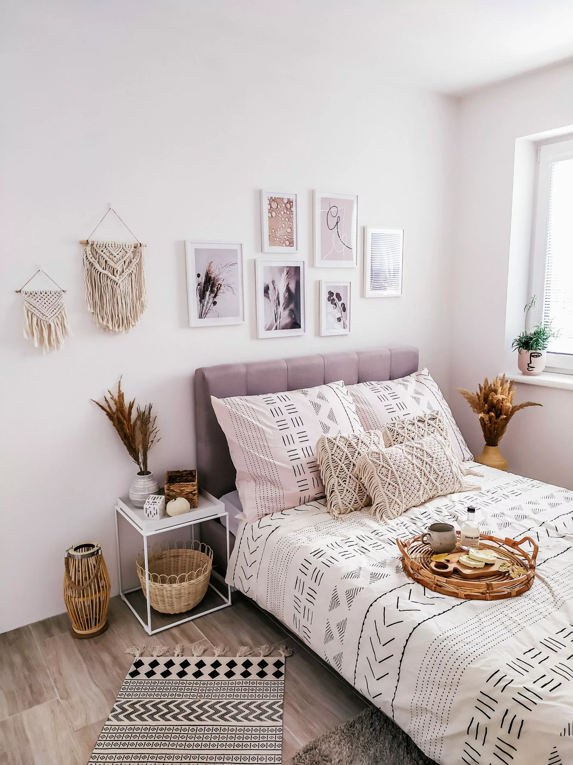 Beliani Mesa Auxiliar De Metal Blanco 38 X 38 Cm SAXON 4 Beliani Mesa Auxiliar De Metal Blanco 38 X 38 Cm SAXON - Imagen 4