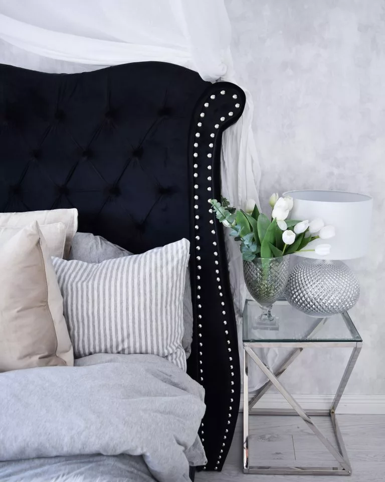 Beliani Mesa Auxiliar De Vidrio Transparente/plateado 40 X 40 Cm BEVERLY - Imagen 10