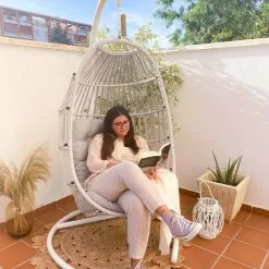 Beliani Silla Colgante De Ratán Gris Claro Con Soporte SESIA 13 Beliani Silla Colgante De Ratán Gris Claro Con Soporte SESIA -Sillones Ventas undef src sa picid 828257 type whitesh image scaled