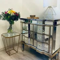 Beliani Conjunto De 2 Mesas De Centro De Vidrio Dorado SIERRA -Sillones Ventas undef src sa picid 834792 type whitesh image scaled