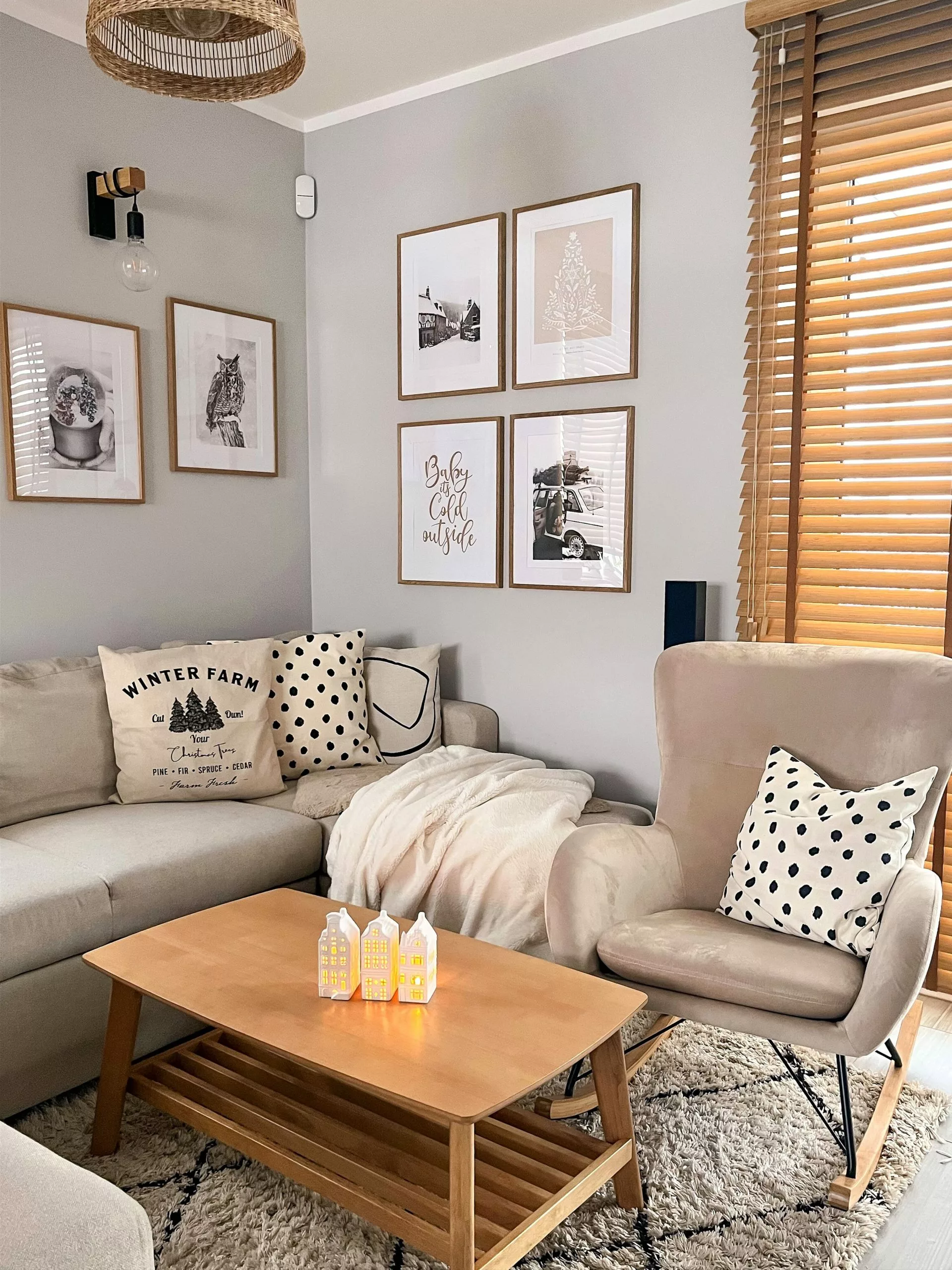 Beliani Mesa De Centro De Madera De Caucho Clara 100 X 55 Cm TULARE - Imagen 7