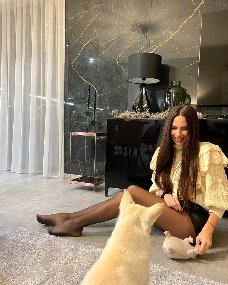 Beliani Mesa Auxiliar De Metal/vidrio Templado Cobrizo 29 X 29 Cm ALSEA 3 Beliani Mesa Auxiliar De Metal/vidrio Templado Cobrizo 29 X 29 Cm ALSEA - Imagen 3