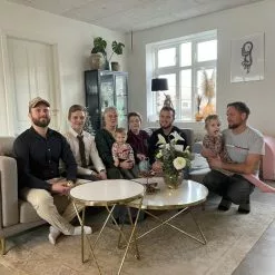 Beliani Mesa De Centro De Vidrio Templado Blanco/dorado ⌀ 50 Cm MERIDIAN II -Sillones Ventas undef src sa picid 853784 type whitesh image scaled